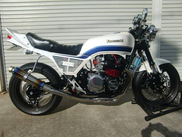 KAWASAKI Z400GP | uncertain | WHITE/BLUE | uncertain | details