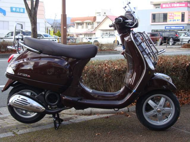 VESPA LX125 4T VESPA LX125 4T