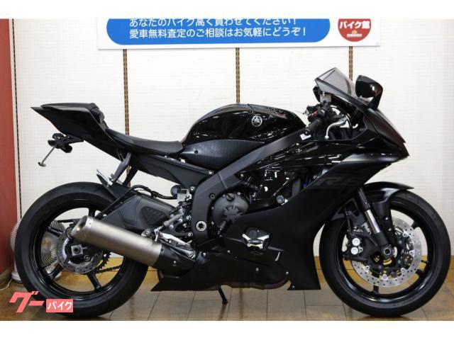 R6 black deals 2020