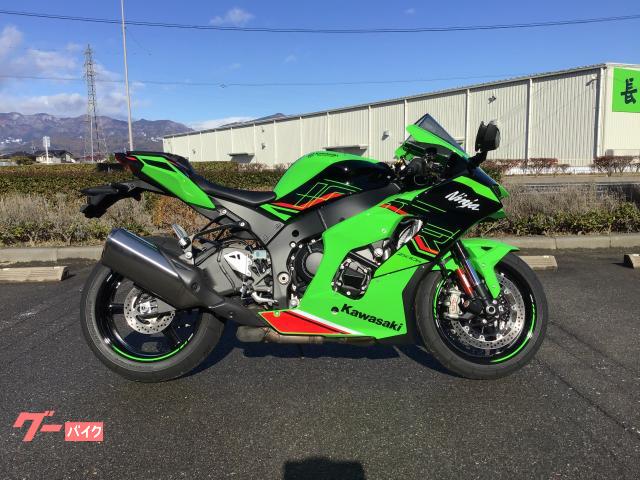 KAWASAKI NINJA ZX-10R | 2023 | L GREEN/BLACK | 695 km | details 