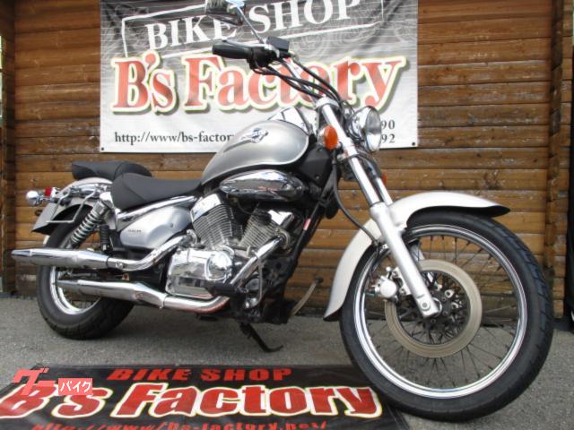 Suzuki Intruder 250LC 