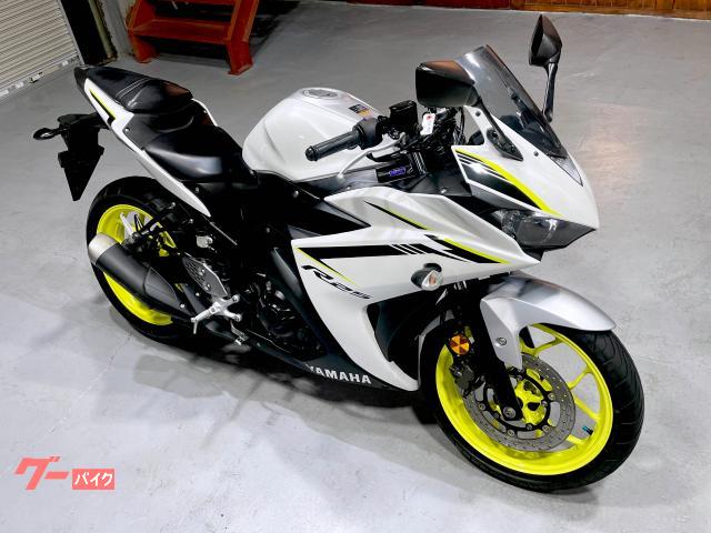 YAMAHA YZF R25 uncertain WHITE SILVER 25 920 km details