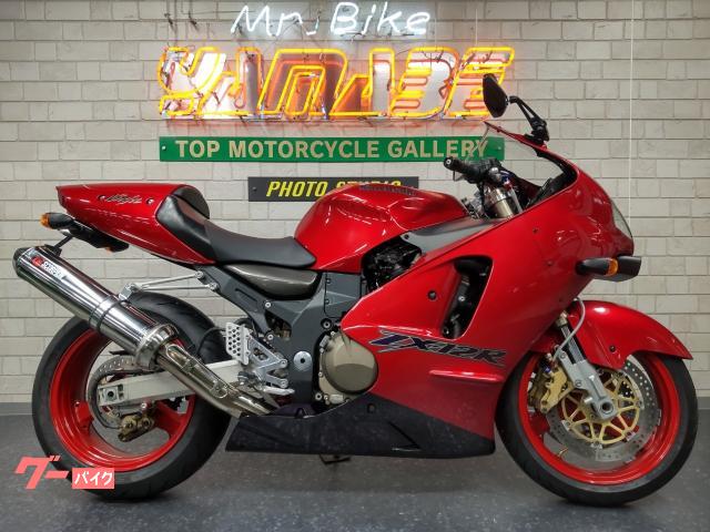 KAWASAKI NINJA ZX-12R | 2000 | RED | 30,610 km | details 