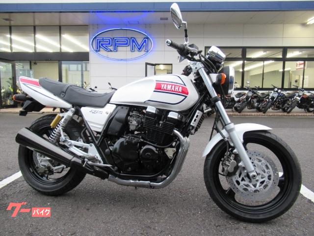 YAMAHA XJR400 | 1993 | WHITE/RED | 4,675 km | details | Japanese