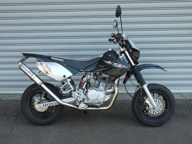 2005 xr100