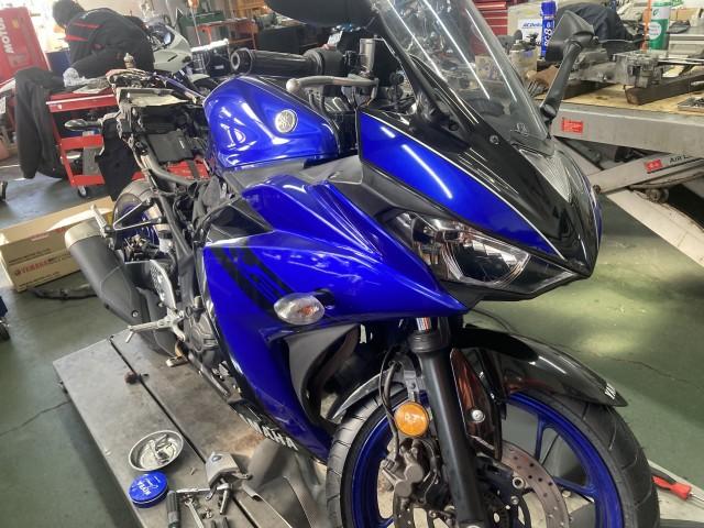 ヤマハ YZF-R25 カウル交換