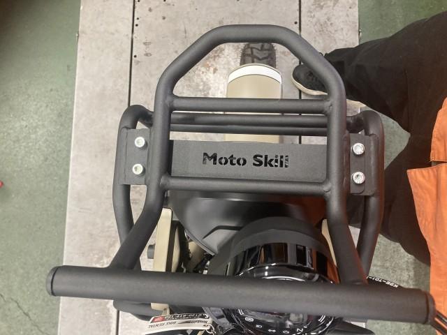 メーカー モートースキール