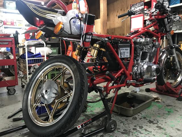 スズキ ＧＳ４００ タイヤ交換 ダンロップ ＴＴ１００ ブレーキ