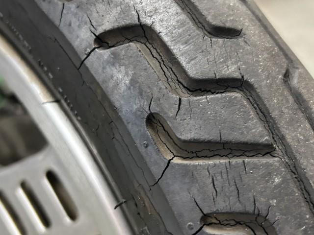 タイヤ交換