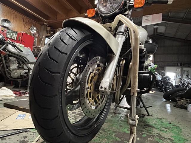新品に交換したタイヤ