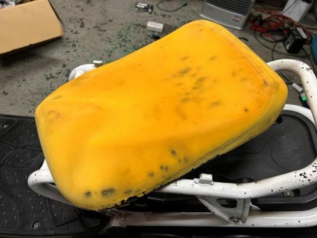 シート張り替え