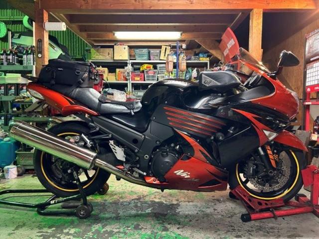 ZZR1400