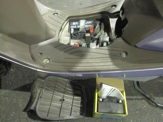 バッテリー交換して電圧チェック