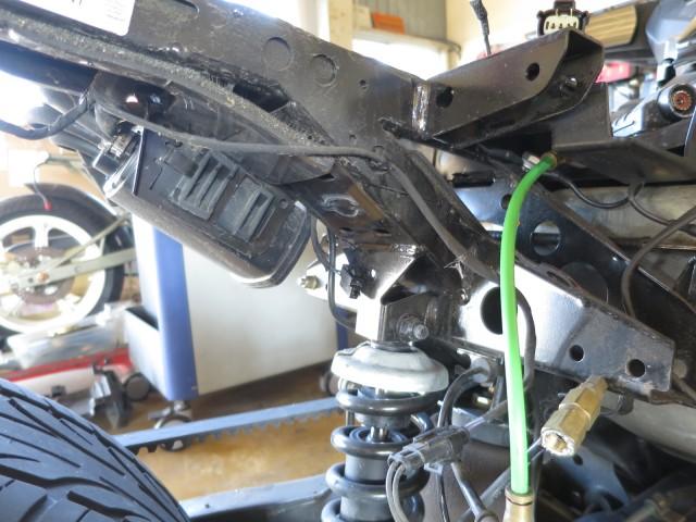 こんな所でいいのか?と思うくらいな場所に付いております。さずがアメリカン(カナディアン?)