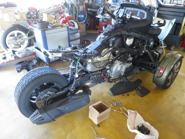 元通りに組み上げていきます。