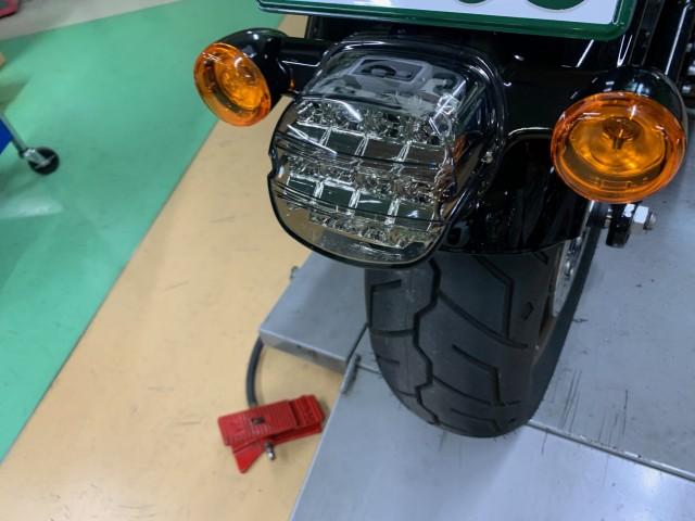純正ウインカーレンズ
