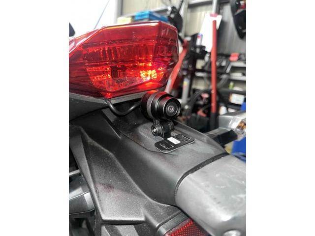 バイクは取付場所が限られるので難しいです(-_-;)