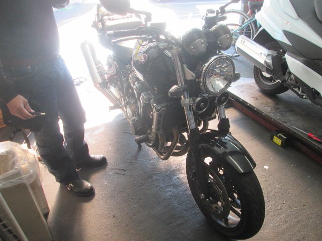 Cb1300 スーパーフォア Sc54 ヘッドライト交換 Led化 バイクの整備 メンテナンス 修理なら グーバイク