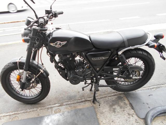 GPX レジェンド150 Fチューブ交換