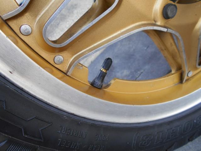 CB400N リムバルブ交換