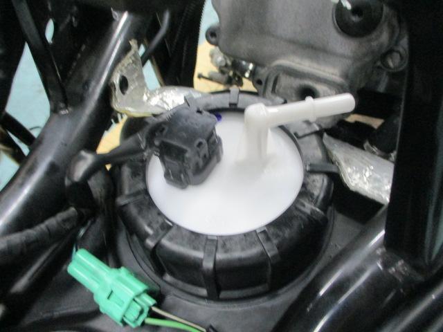 工具を使用せず手締めを試してみましたが、不安しか確認出来ず。