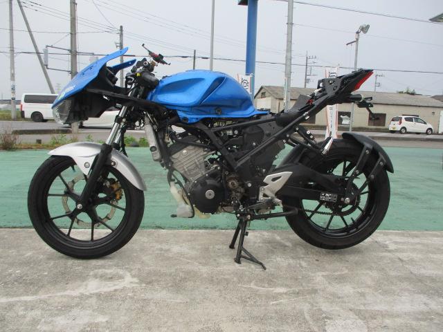 自社所有車の為に全景撮影画像となっております。