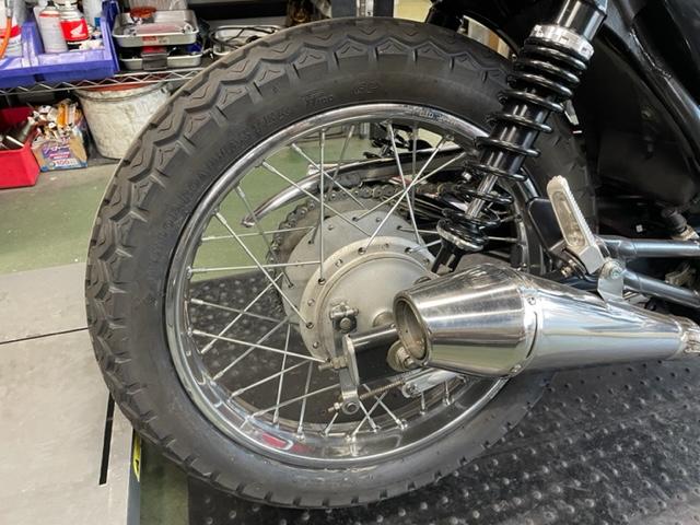 TT100新品タイヤとスポーク新品張替え