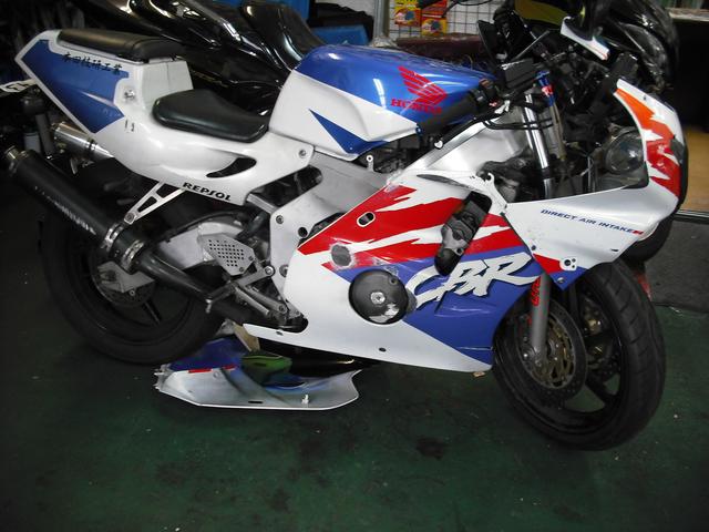 ホンダ CBR250RR 事故フロント足回り修理（（株）オートショップ