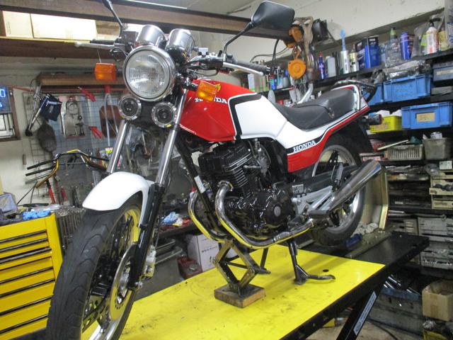 CB125T ｵｲﾙ漏れ修理 ﾒｰﾀｰ不動（Ｂーｔｒｕｅの作業実績 2019/02/22）｜バイクの整備・メンテナンス・修理なら【グーバイク】