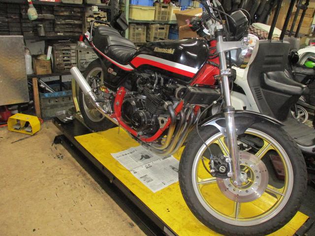 Z400GP プチレストア マスターシリンダー交換 BEET ポイントカバー取付