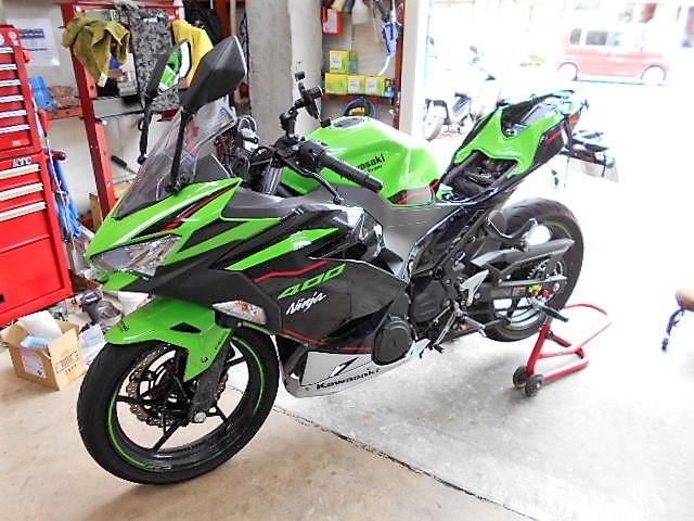 ドライブレコーダー取り付け Ｎｉｎｊａ ４００ ニンジャ４００ カワサキ 前後 ドラレコ（ファンビークル 八王子の作業実績  2022/04/30）｜バイクの整備・メンテナンス・修理なら【グーバイク】