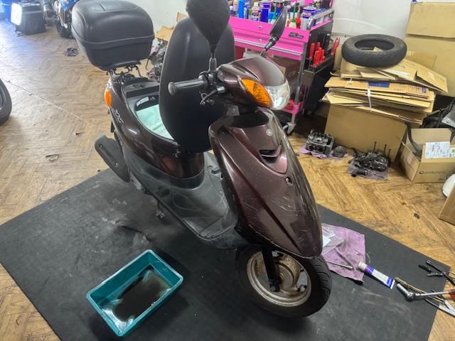 修理車両