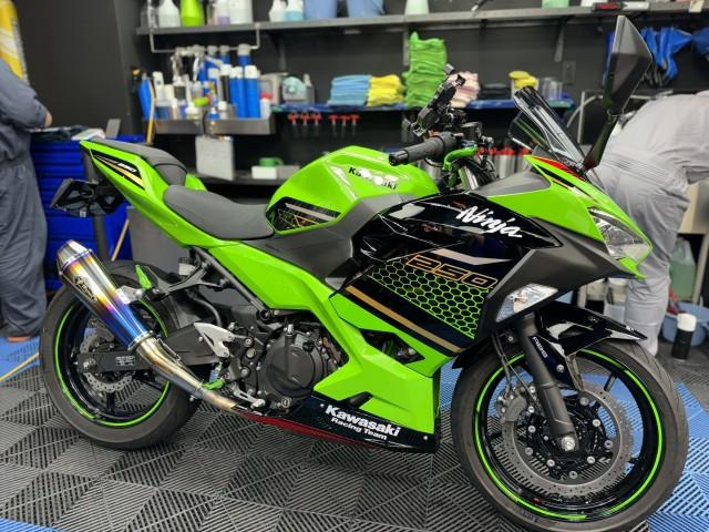 KAWASAKI(カワサキ) Ninja250 徹底洗車＋BBプレミアムガラスコーティングコース ホイール徹底洗浄 東京都練馬区からご入庫  BB商会バイク洗車センター東京大田（ＢＢ商会 バイク洗車センター東京大田の作業実績 2024/06/10）｜バイクの整備・メンテナンス・修理なら ...