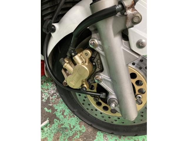 マジェスティ125 FI ブレーキパッド交換 （ＡＣＥ ＢＩＫＥ（エースバイク）の作業実績  2021/10/07）｜バイクの整備・メンテナンス・修理なら【グーバイク】