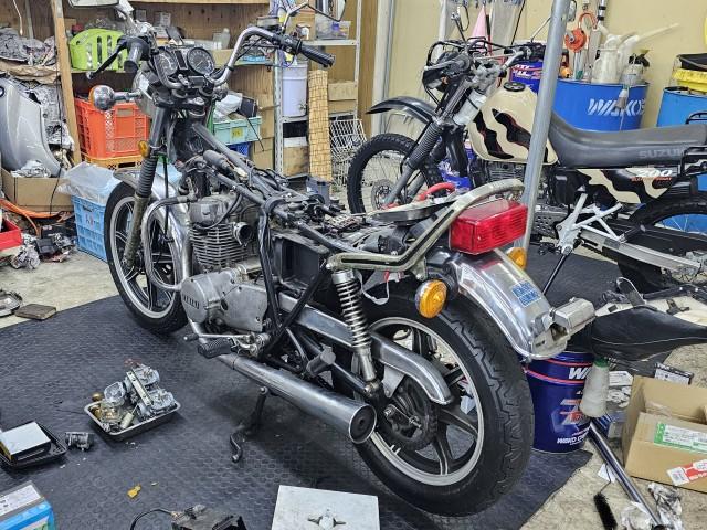 XS250スペシャルの納車整備風景です。