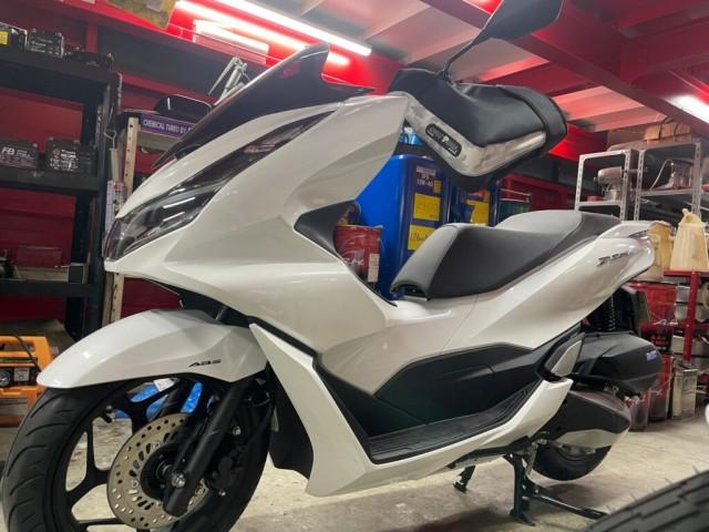 ＰＣＸ１６０ （KF47）ホワイト 明石市より ご予約レッカー引取りです。点検ご依頼頂きました。。（株式会社 ミヤコオートの作業実績  2023/04/10）｜バイクの整備・メンテナンス・修理なら【グーバイク】