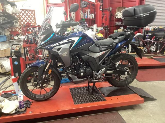 CB200X