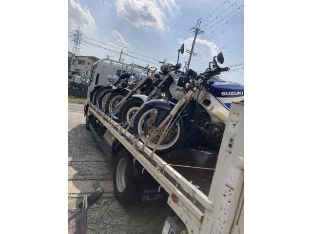 車両引き上げの様子