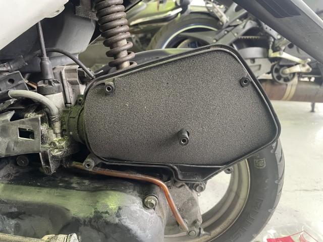 原付きバイクエアフィルター交換