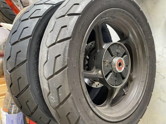ゼファー1100 持ち込み タイヤ交換