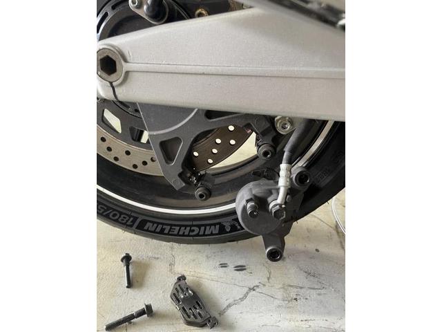 兵庫県 神戸市 西区 バイク修理 バイク車検 バイクカスタム バイクパーツ部品持ち込み ETC タイヤ交換 FJR1300車検 明石市
