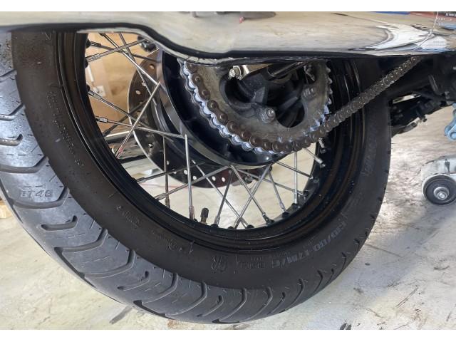 トライアンフT100 チェーン調整