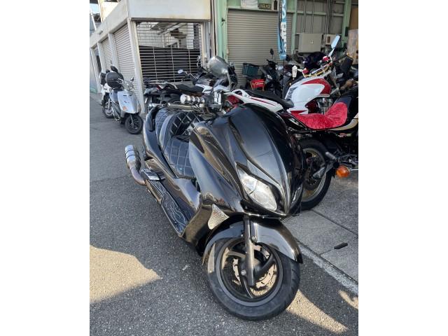 フォルツァMF08カスタムタイヤ交換