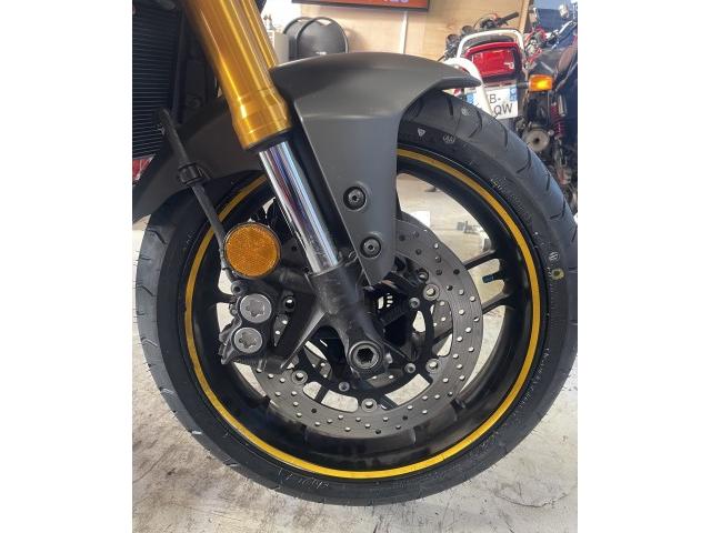 ヤマハ トレイサー9GTタイヤ交換
