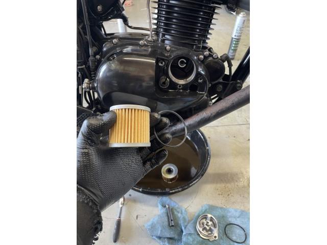 カワサキ 250TR BJ250F オイルフィルター交換