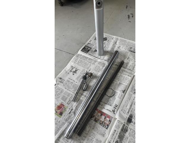 CBF125R フロントフォークシール分解洗浄