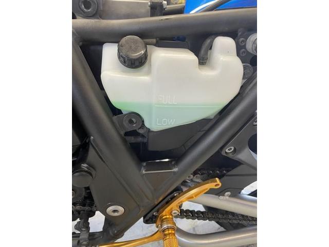 カワサキ ZRX1200ダエグ クーラント冷却水