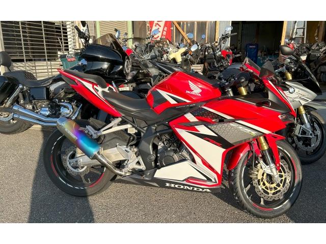 ＣＢＲ２５０ＲＲ タイヤ交換 持ち込みタイヤ交換 神戸市西区バイクタイヤ交換 点検メンテナンス フロントタイヤ交換 明石市バイク ホンダ ＭＣ５１  バイクしらさぎ（ＴＥＣＨＮＩＣＡＬ ＳＨＯＰ しらさぎ 合同会社 しらさぎの作業実績 2024/11/15）｜バイクの整備 ...