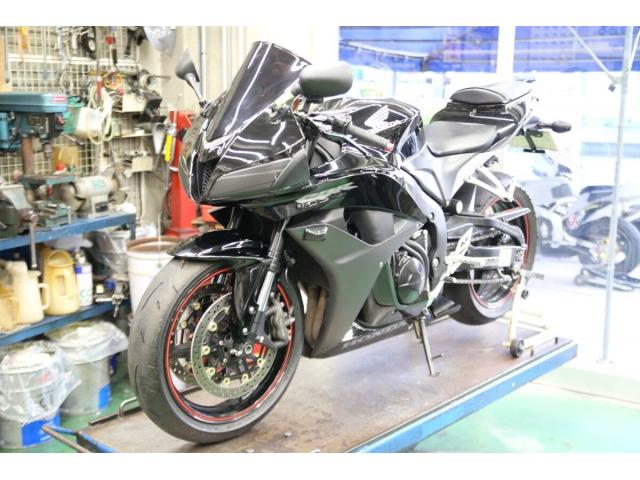 CBR600RRフォークオーバーホール（岡島モータークラブの作業実績 2023/10/10）｜バイクの整備・メンテナンス・修理なら【グーバイク】