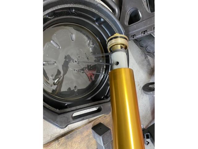GSXS1000Fフォークシール交換